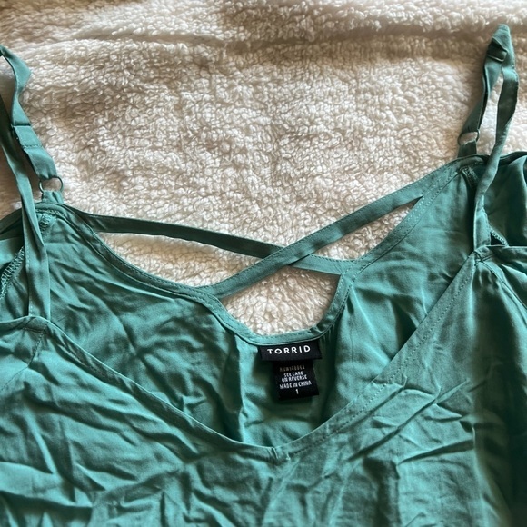 Women's Torrid Teal Blouse - Picture 3 of 5